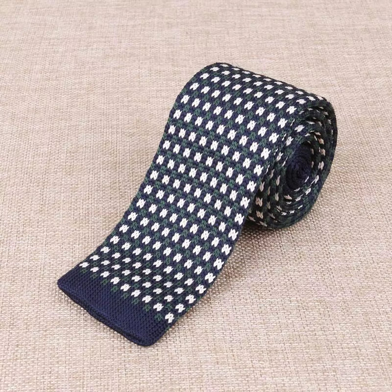 Load image into Gallery viewer, Brand New Men'S Knitted Fashion Tie Features Narrow Version Flat Head