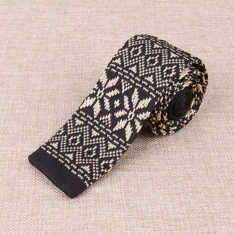 Load image into Gallery viewer, Brand New Men'S Knitted Fashion Tie Features Narrow Version Flat Head