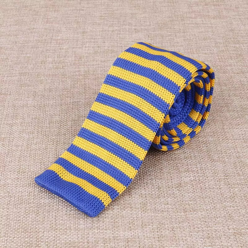 Load image into Gallery viewer, Brand New Men'S Knitted Fashion Tie Features Narrow Version Flat Head
