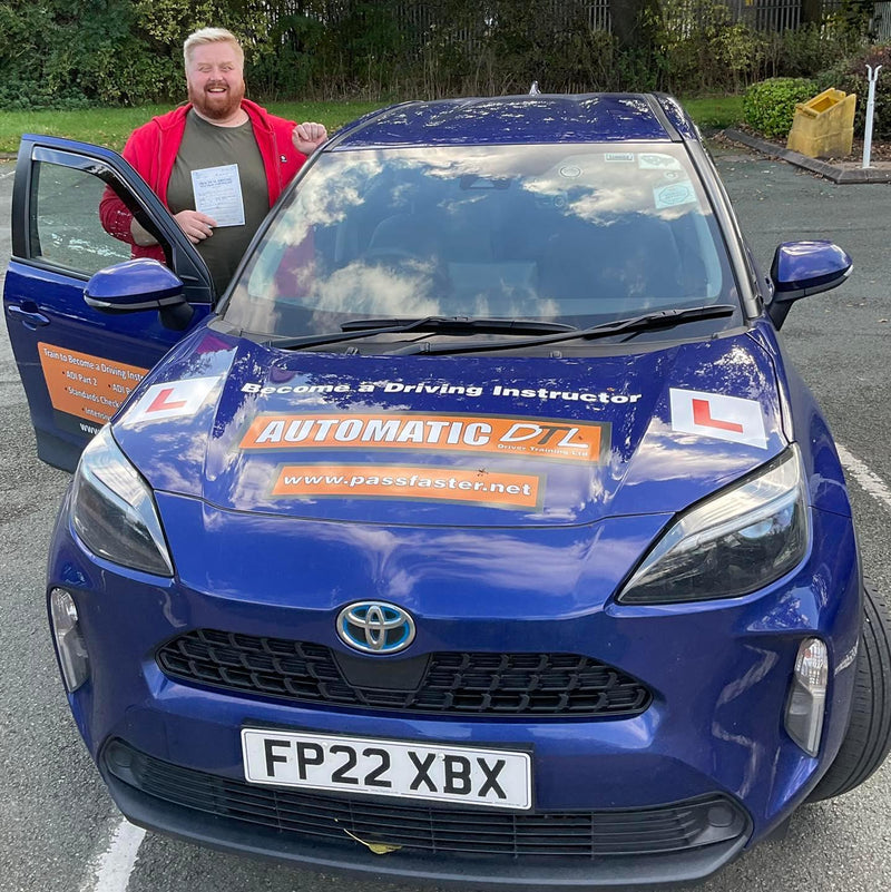Load image into Gallery viewer, 15-Hour Intensive Driving Course - Your Fast Track to Passing with Confidence!Ready to pass your driving test fast? Our 15-hour intensive driving course is ideal for experienced learners wanting to polish their skills and tackle the test with confidence. Book now with -Driver Training Ltd.