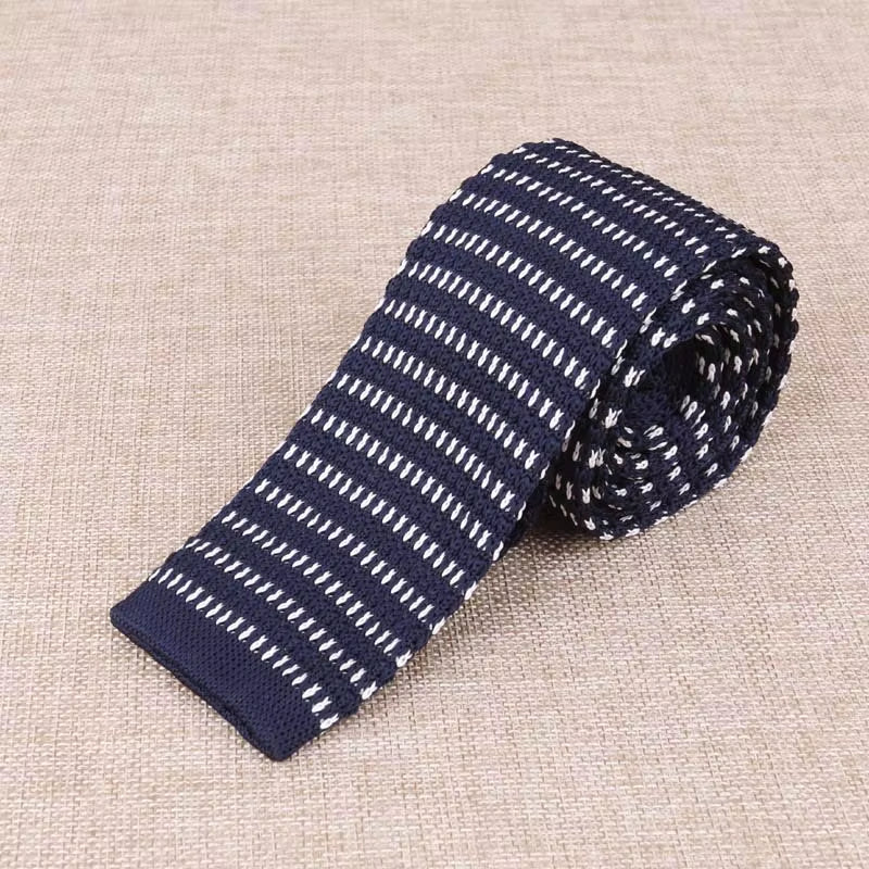 Load image into Gallery viewer, Brand New Men'S Knitted Fashion Tie Features Narrow Version Flat Head