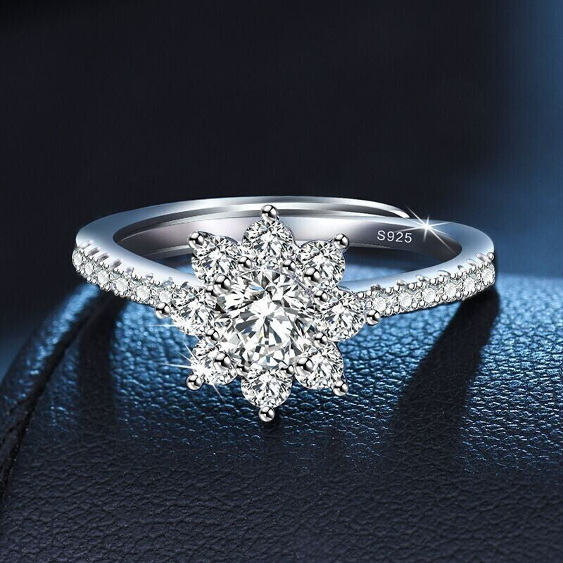 Load image into Gallery viewer, Christmas Crystal Snowflake Adjustable Ring 925 Sterling Silver Women Jewellery