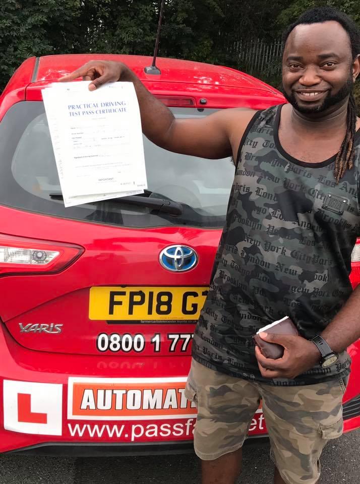 Load image into Gallery viewer, 10-Hour Intensive Driving Course - Get on the Road Quickly and Confidently!
quickly and effectively with our 10-hour intensive driving course. Perfect for those with some driving experience aiming to pass the test fast! Book now to start your journey to driving success