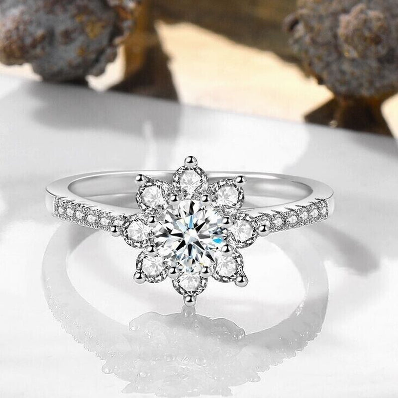 Load image into Gallery viewer, Christmas Crystal Snowflake Adjustable Ring 925 Sterling Silver Women Jewellery