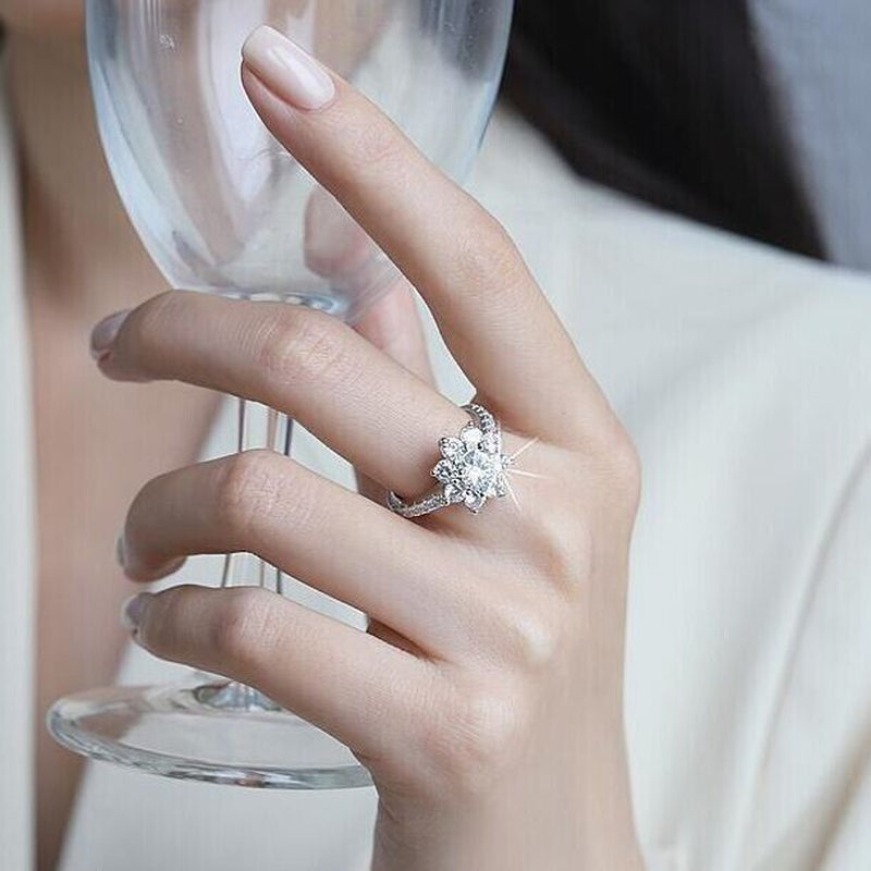 Load image into Gallery viewer, Christmas Crystal Snowflake Adjustable Ring 925 Sterling Silver Women Jewellery