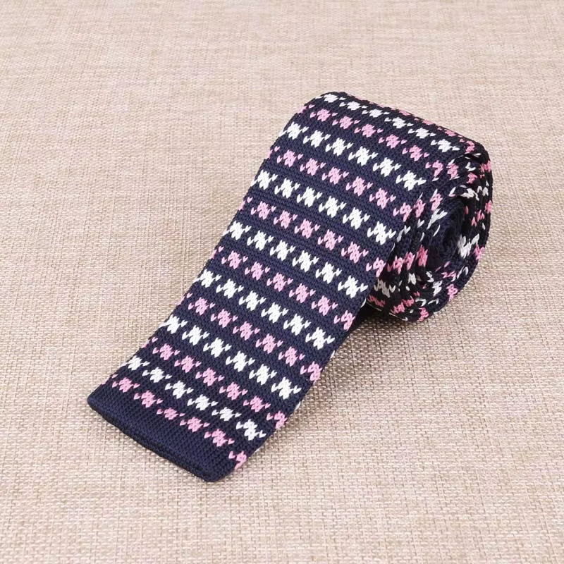 Load image into Gallery viewer, Brand New Men'S Knitted Fashion Tie Features Narrow Version Flat Head