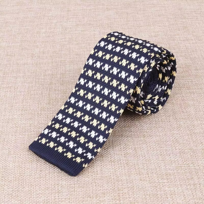 Load image into Gallery viewer, Brand New Men'S Knitted Fashion Tie Features Narrow Version Flat Head