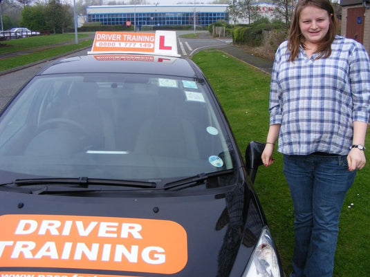  We'll match you up to one of our DVSA registered driving instructors, whose patient approach and methodical teaching method will help you to become a safe, experienced driver. By the end of your lessons, you'll have all the skills you need to breeze through your test and pass first time.

40-Hour Intensive Driving Course - Fast Track Your Way to Success

If you're looking to pass your driving test quickly and already have some driving experience
40-Hour Intensive Driving Course - Full Preparation 