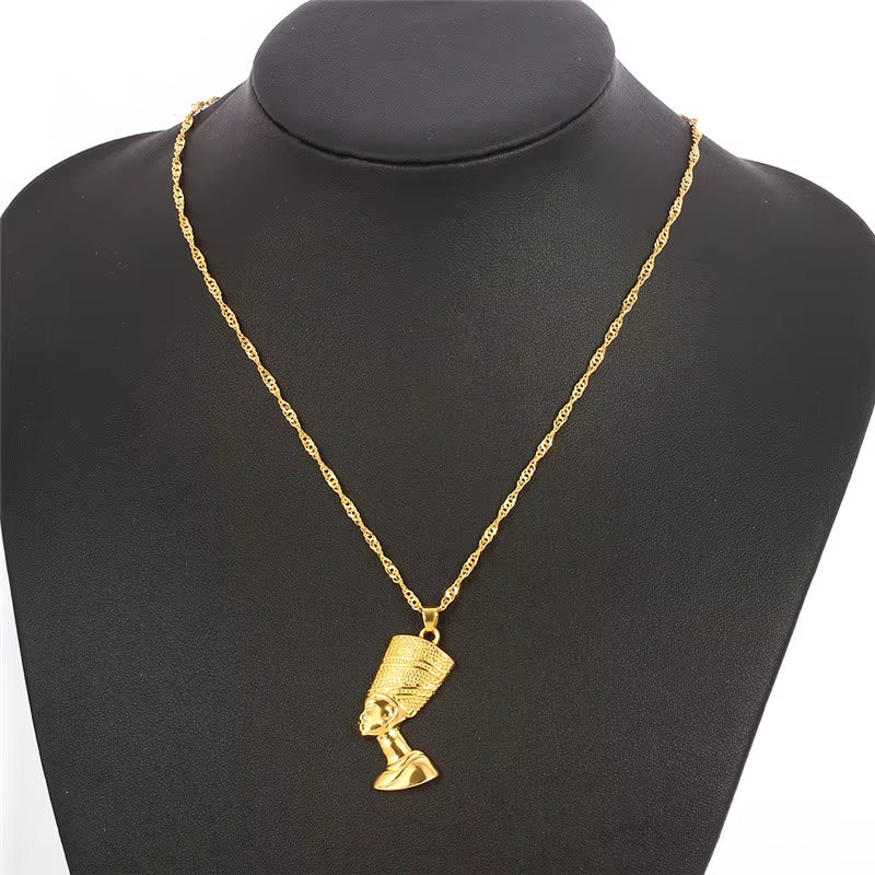 Load image into Gallery viewer, Ancient Egyptian Queen Nefertiti Pharaoh Pendant Necklace Gold Color for Women Men Jewelry Gold Silver Color Hip Hop Jewellery
